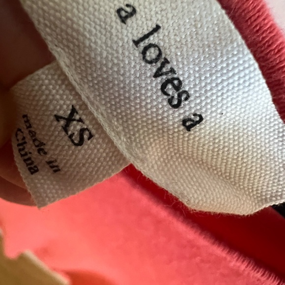 a love a Blouse. Size XS. - Picture 5 of 5